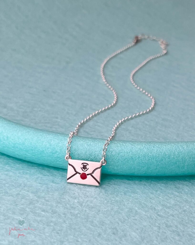 GARGANTILLA "CARTA MÁGICA"